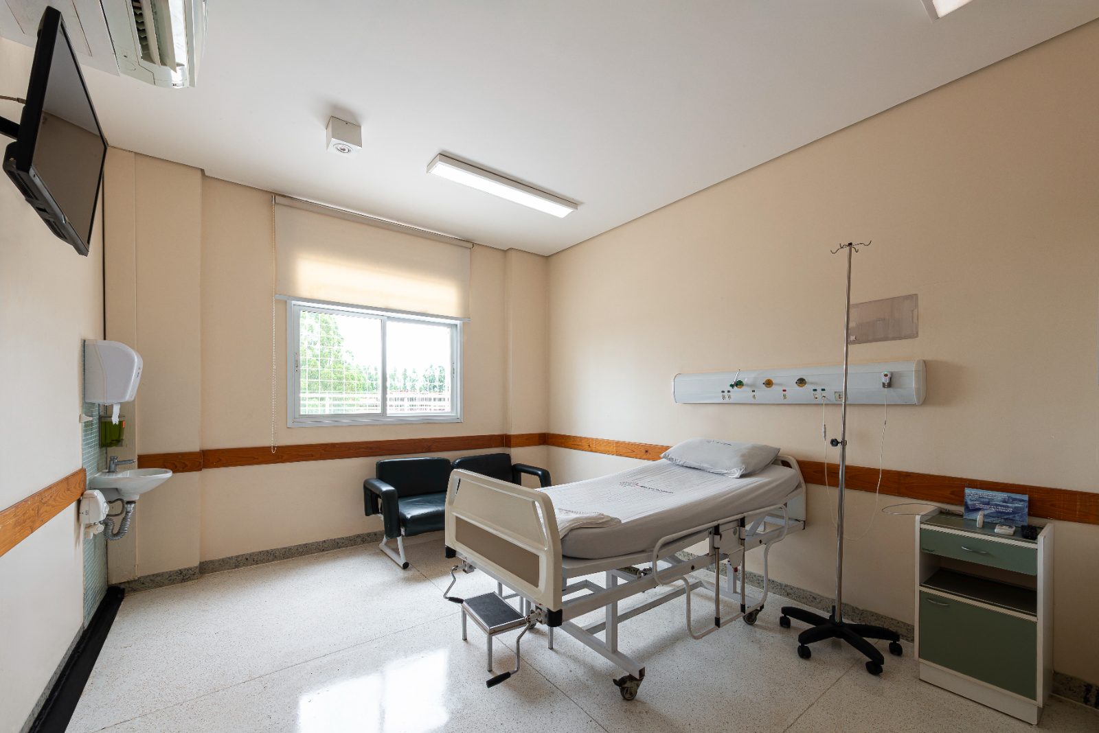 Leito de internação do Mário Palmério Hospital Universitário